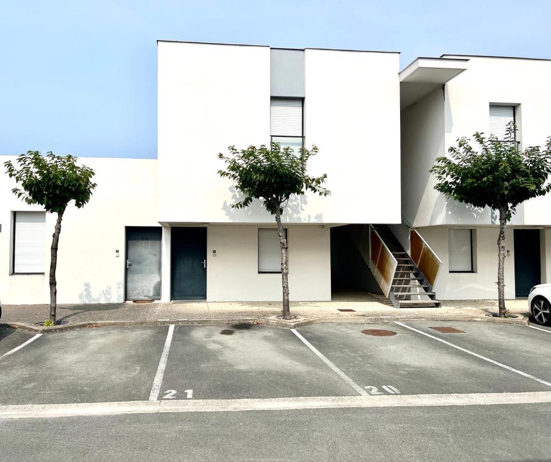 Lrx-0049 - Appartement Avec Exterieur Aytré Kültér fotó